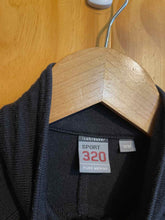 Load image into Gallery viewer, Size Medium Icebreaker Black Women's Long Sleeve Shirt
