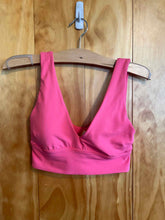 Load image into Gallery viewer, Size 4 Lululemon Pink Women's Sports Bras
