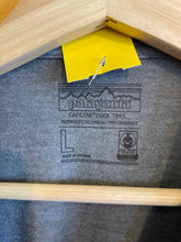 Load image into Gallery viewer, Size L Patagonia Men's Long Sleeve Shirt
