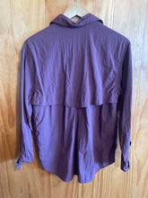 Load image into Gallery viewer, Size S The North Face Maroon Women&#39;s Long Sleeve Shirt
