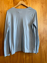 Load image into Gallery viewer, Lululemon Blue Women's Long Sleeve Shirt
