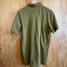 Load image into Gallery viewer, Size Small Filson Men's Short Sleeve Shirt
