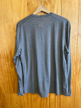 Load image into Gallery viewer, Size L Patagonia Men's Long Sleeve Shirt
