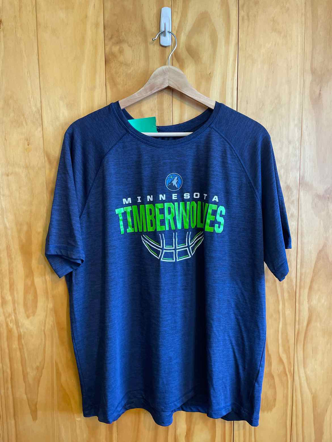 Size XL NBa Men's Short Sleeve Shirt