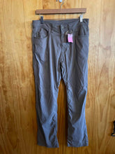 Load image into Gallery viewer, Size 32 Prana Men's Hiking Pants
