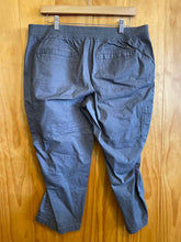 Load image into Gallery viewer, Size 14 Eddie Bauer Grey Women's Pants
