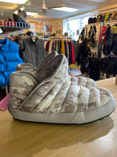 Load image into Gallery viewer, 9 The North Face Men's Shoes
