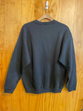 Load image into Gallery viewer, Size XL Wilson Men&#39;s Sweater &amp; Sweatshirt
