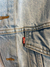 Load image into Gallery viewer, Women Size M Levi Strauss &amp; Co. Light Blue Women&#39;s Jacket
