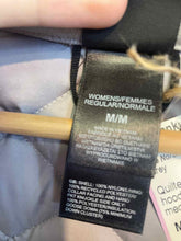Load image into Gallery viewer, Women Size Medium The North Face Grey Women's Winter Jacket
