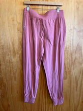 Load image into Gallery viewer, Size 10 Lululemon Pink Women&#39;s Pants
