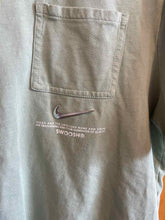 Load image into Gallery viewer, Size XL Nike Green Women&#39;s Short Sleeve Shirt
