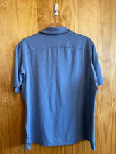 Load image into Gallery viewer, Size XL Duluth Trading Men&#39;s Short Sleeve Shirt
