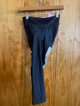 Load image into Gallery viewer, Women Size S Pearl Izumi Black Cycling
