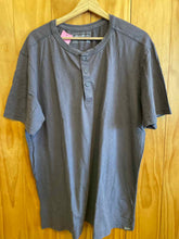 Load image into Gallery viewer, Size XL Eddie Bauer Men's Short Sleeve Shirt
