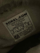 Load image into Gallery viewer, Women&#39;s Shoe Size 9 Sorel Grey Women&#39;s Winter Boots
