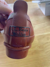 Load image into Gallery viewer, Women&#39;s Shoe Size 7 L.L. Bean Red Misc. Shoes
