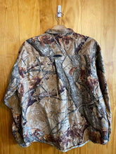 Load image into Gallery viewer, Size 2XL Outfitter Ridge Men&#39;s Flannel

