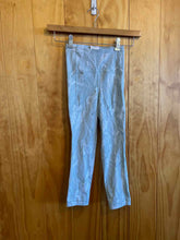 Load image into Gallery viewer, Size 0 Lululemon Sage Green Women's Leggings
