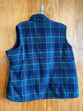Load image into Gallery viewer, Size XXL Woolrich Green Women's Vest
