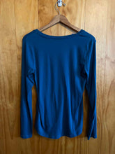 Load image into Gallery viewer, Size Medium Eddie Bauer Turquoise Women's Long Sleeve Shirt
