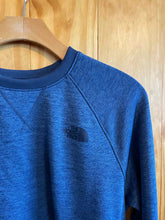 Load image into Gallery viewer, Size Large The North Face Men's Sweater &amp; Sweatshirt
