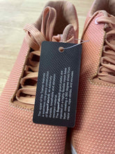 Load image into Gallery viewer, Women's Shoe Size 8 NoBull Salmon Shoes
