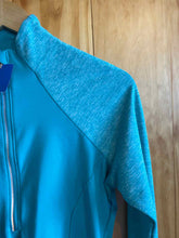 Load image into Gallery viewer, Size Small Under Armour Teal Women&#39;s Sweater &amp; Sweatshirt
