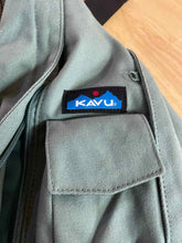 Load image into Gallery viewer, Kavu Travel Bag
