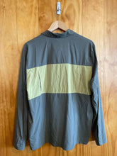 Load image into Gallery viewer, Size Large Cotopaxi Green Women's Long Sleeve Shirt
