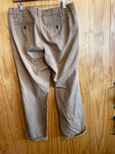 Load image into Gallery viewer, Size 8 Eddie Bauer Brown Women's Pants
