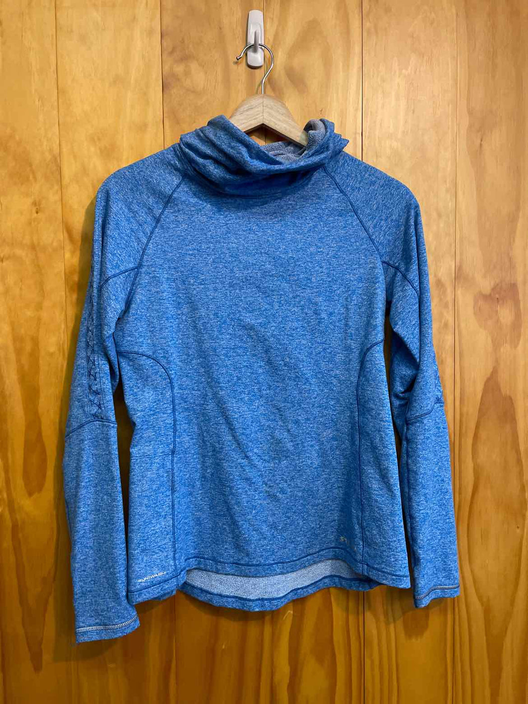 Size X-Small Saucony Blue Women's Sweater & Sweatshirt