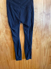 Load image into Gallery viewer, Size S Athleta Black Women's Leggings
