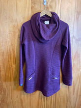 Load image into Gallery viewer, Size Small Storm Creek Purple Women's Sweater &amp; Sweatshirt
