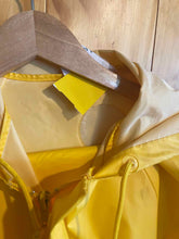 Load image into Gallery viewer, Size Large US Camper Men's Rain Suit
