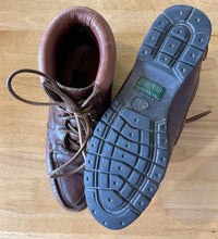 Load image into Gallery viewer, Women&#39;s Shoe Size 7 Timberland Brown Misc. Shoes
