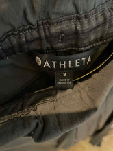 Load image into Gallery viewer, Size 8 Athleta Green Women's Pants

