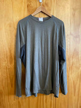 Load image into Gallery viewer, Lululemon Men's Long Sleeve Shirt
