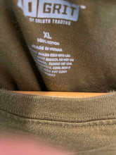 Load image into Gallery viewer, Size XL 40 Grit By Duluth Trading Olive Women's Short Sleeve Shirt
