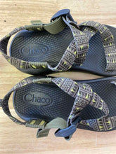 Load image into Gallery viewer, Youth Chaco Sandals
