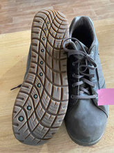 Load image into Gallery viewer, 13 Oboz Men's Hiking Shoes
