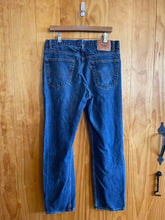 Load image into Gallery viewer, Size 36 Levi Men&#39;s Jeans
