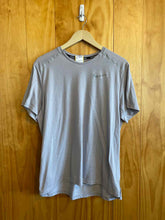 Load image into Gallery viewer, Size L Nike Men's Short Sleeve Shirt
