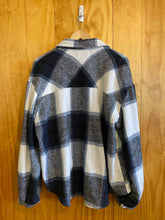 Load image into Gallery viewer, Size XXL Minnesota Chicks Blue Women's Flannel
