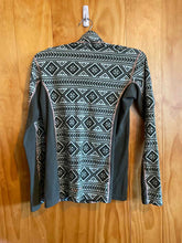 Load image into Gallery viewer, Size Medium Kari Traa Brown Women&#39;s Sweater &amp; Sweatshirt

