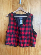 Load image into Gallery viewer, Size Large Woolrich Red Women&#39;s Vest
