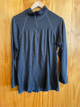 Load image into Gallery viewer, Size X-Large Patagonia Black Women's Base Layer Top
