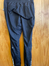 Load image into Gallery viewer, Size Medium Craft Men's Pants
