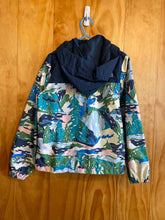 Load image into Gallery viewer, Child Size XS The North Face Girl&#39;s Girl&#39;s Jacket
