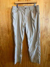 Load image into Gallery viewer, Size 35 The North Face Men's Hiking Pants
